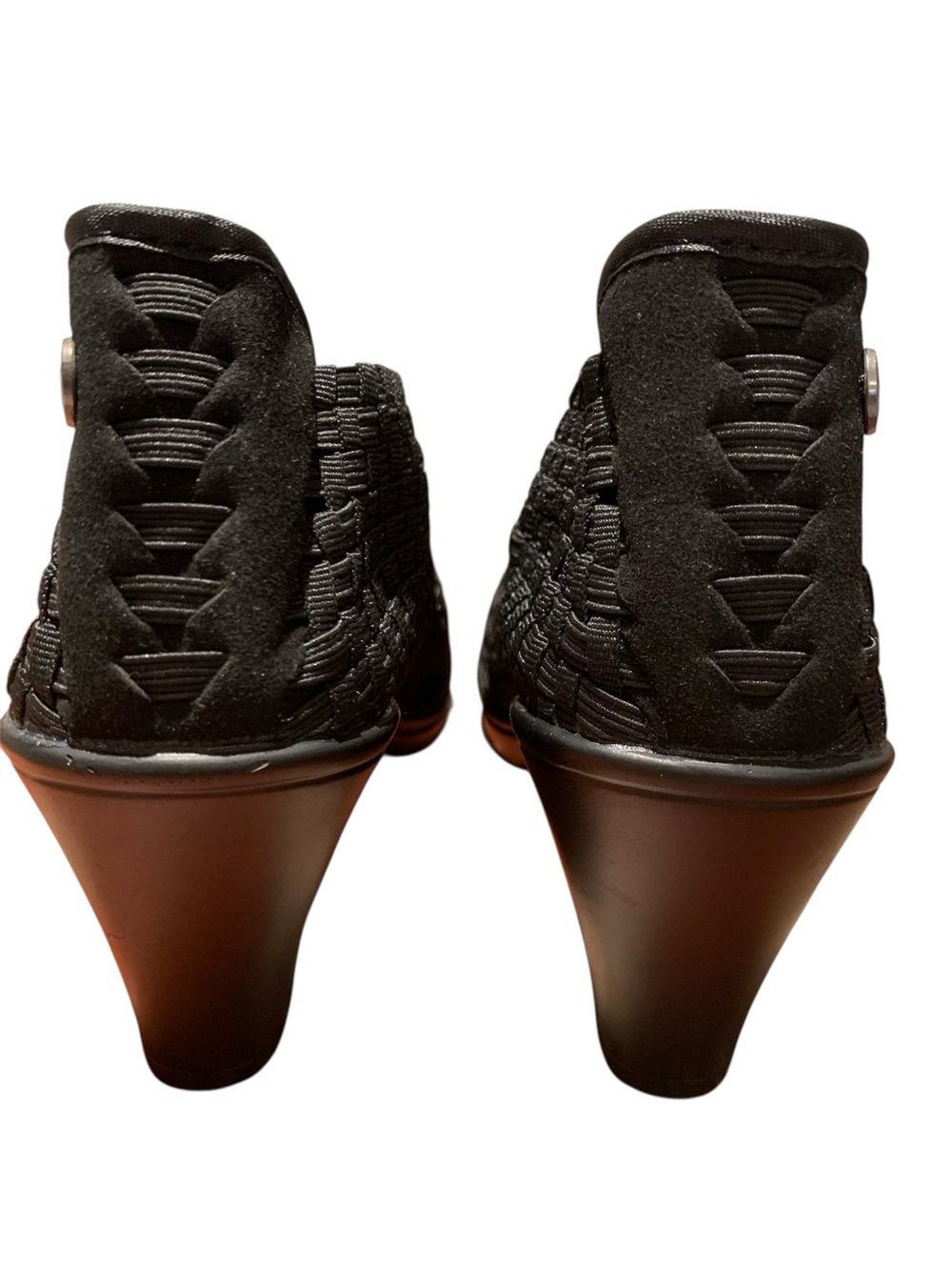 🌸BERNIE MEV🌸”SHOOTIE” PUMP BOOTIE! NWT! COMFY AND STYLISH! - Picture 4 of 9